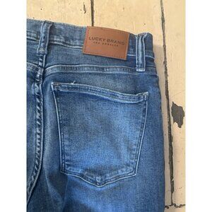Lucky  Brand womens capri size 10 waist 30 faded Mid Rise